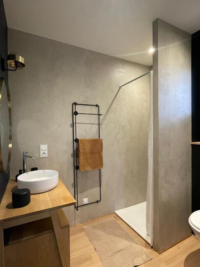 Au Petit Manoir Villa Montbert Bagian luar foto